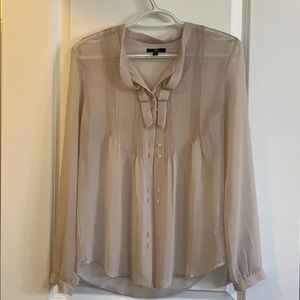 Gap shear nude blouse